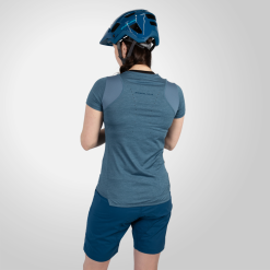 ENDURA SINGLETRACK TRIKOT Ladies' Short-sleeved Bike Shirt -Cycling Glasses Myynti 2023 279ADA5FD602DB5D746DE1350A743A0D