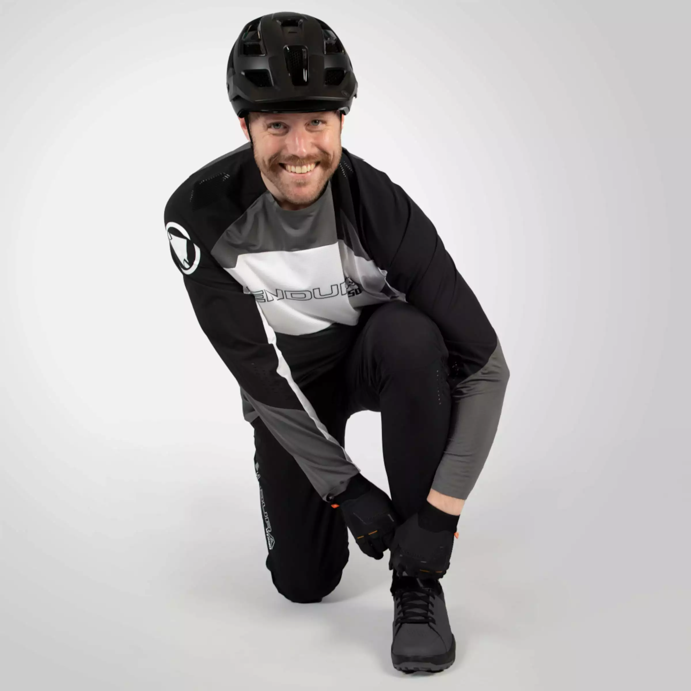 ENDURA MT500 BURNER LITE MTB Bike Trousers 5 ENDURA MT500 BURNER LITE MTB Bike Trousers - Image 5