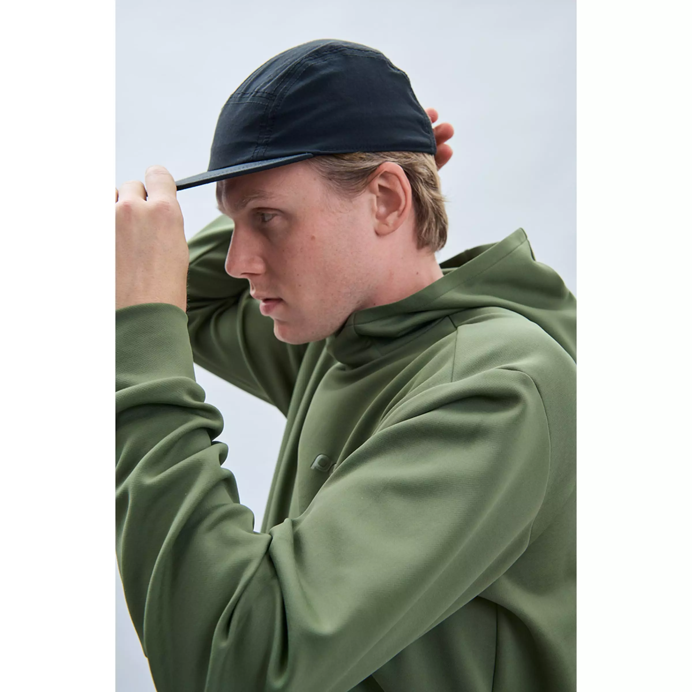 POC POISE HOODIE MTB Long Sleeve Cycling Shirt 3 POC POISE HOODIE MTB Long Sleeve Cycling Shirt - Image 3