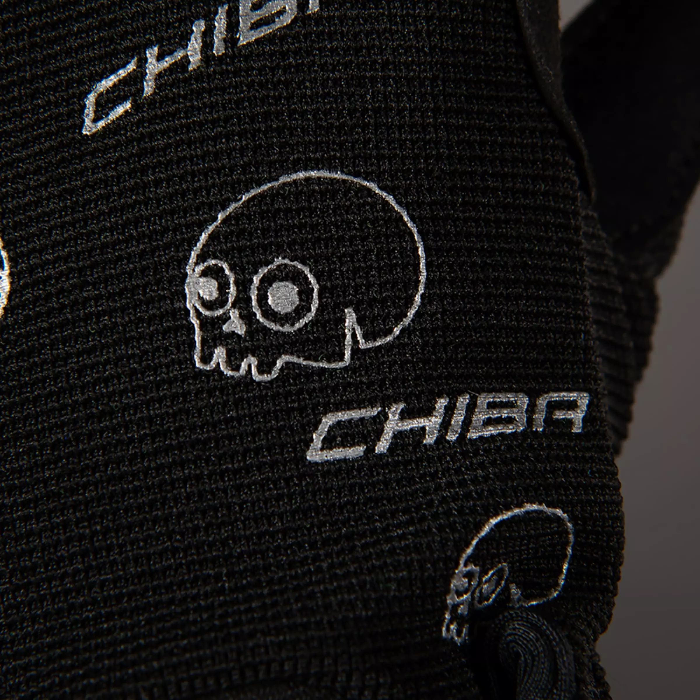 CHIBA Bones Kids Full Finger Cycling Gloves 7 CHIBA Bones Kids Full Finger Cycling Gloves - Image 7