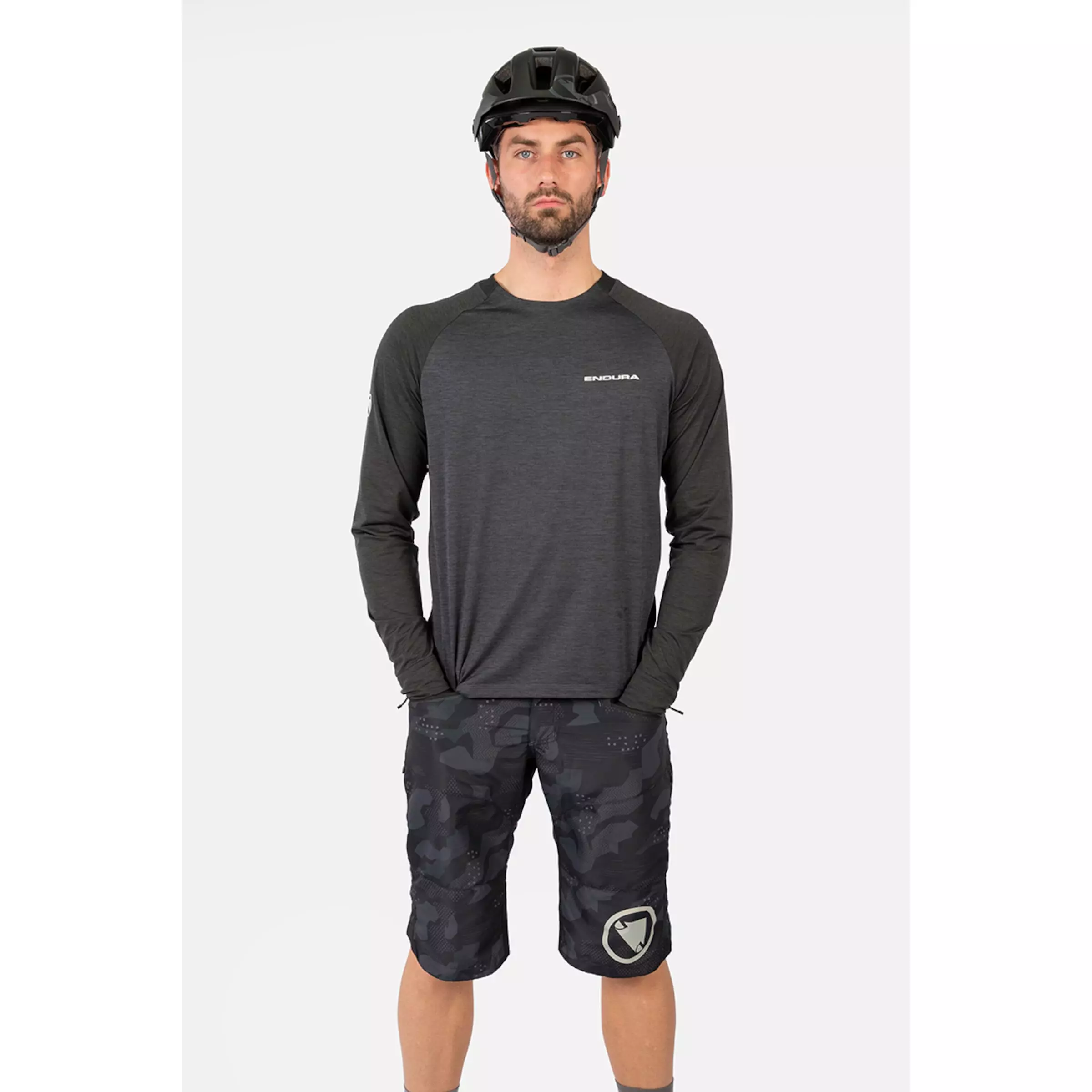 ENDURA SINGLETRACK TRIKOT Long-sleeved Bike Shirt 5 ENDURA SINGLETRACK TRIKOT Long-sleeved Bike Shirt - Image 5