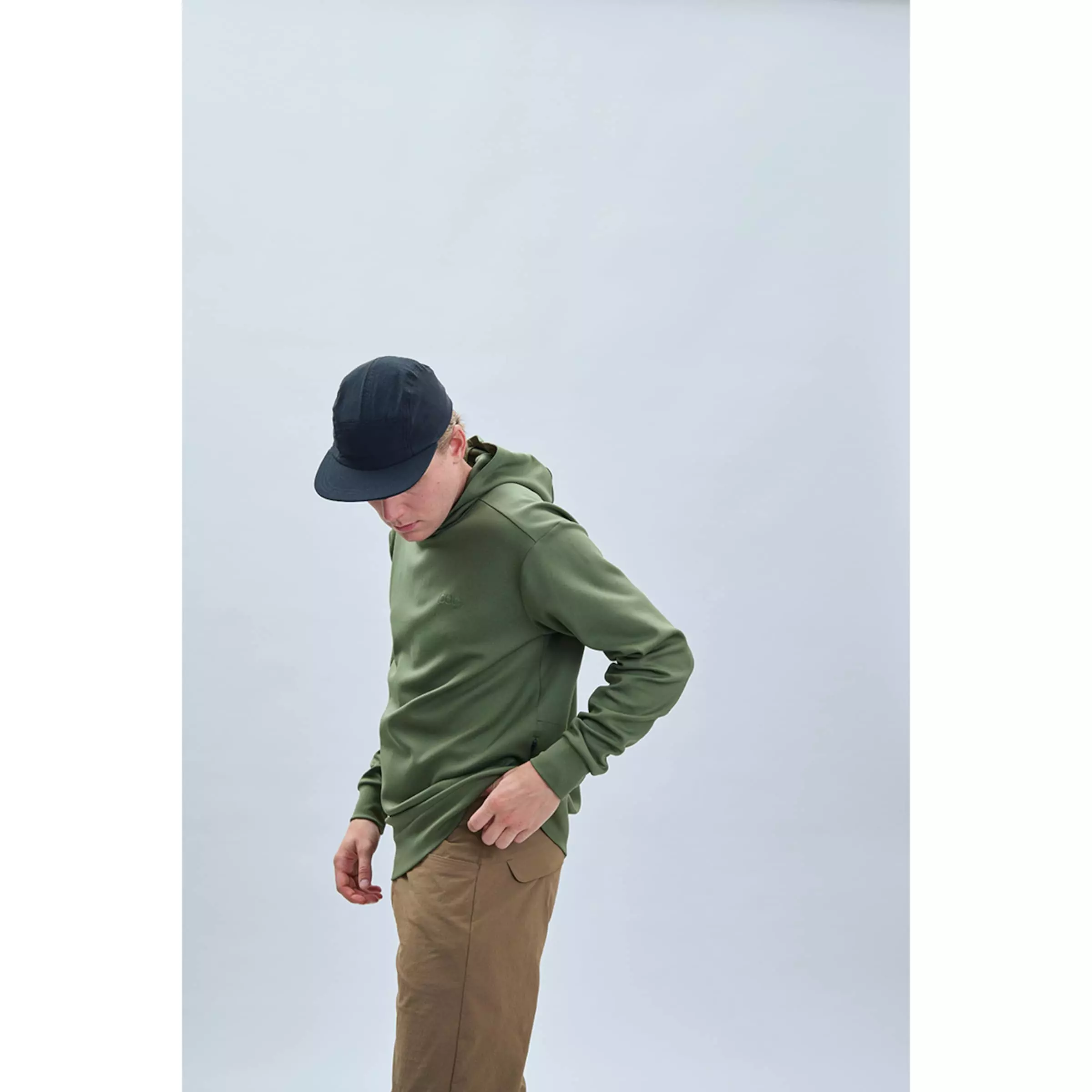 POC POISE HOODIE MTB Long Sleeve Cycling Shirt 5 POC POISE HOODIE MTB Long Sleeve Cycling Shirt - Image 5