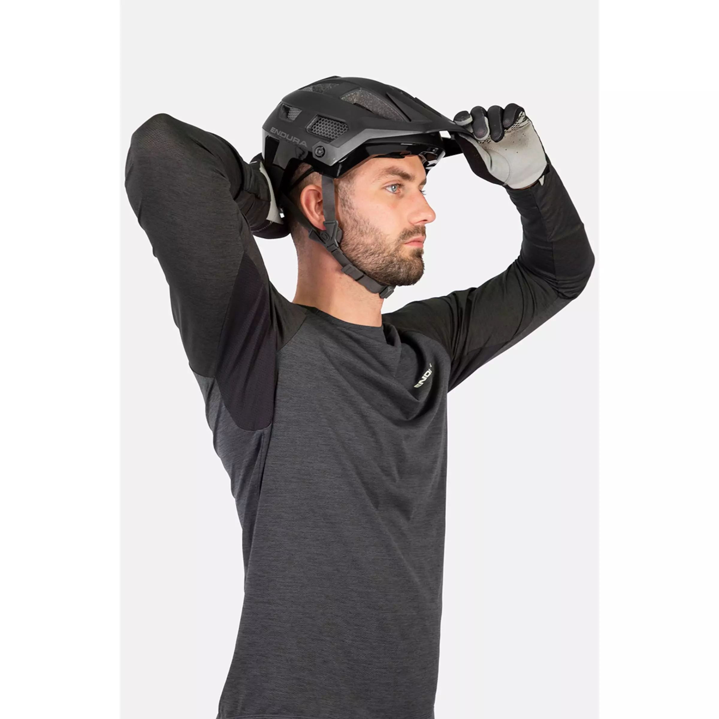 ENDURA SINGLETRACK TRIKOT Long-sleeved Bike Shirt 3 ENDURA SINGLETRACK TRIKOT Long-sleeved Bike Shirt - Image 3