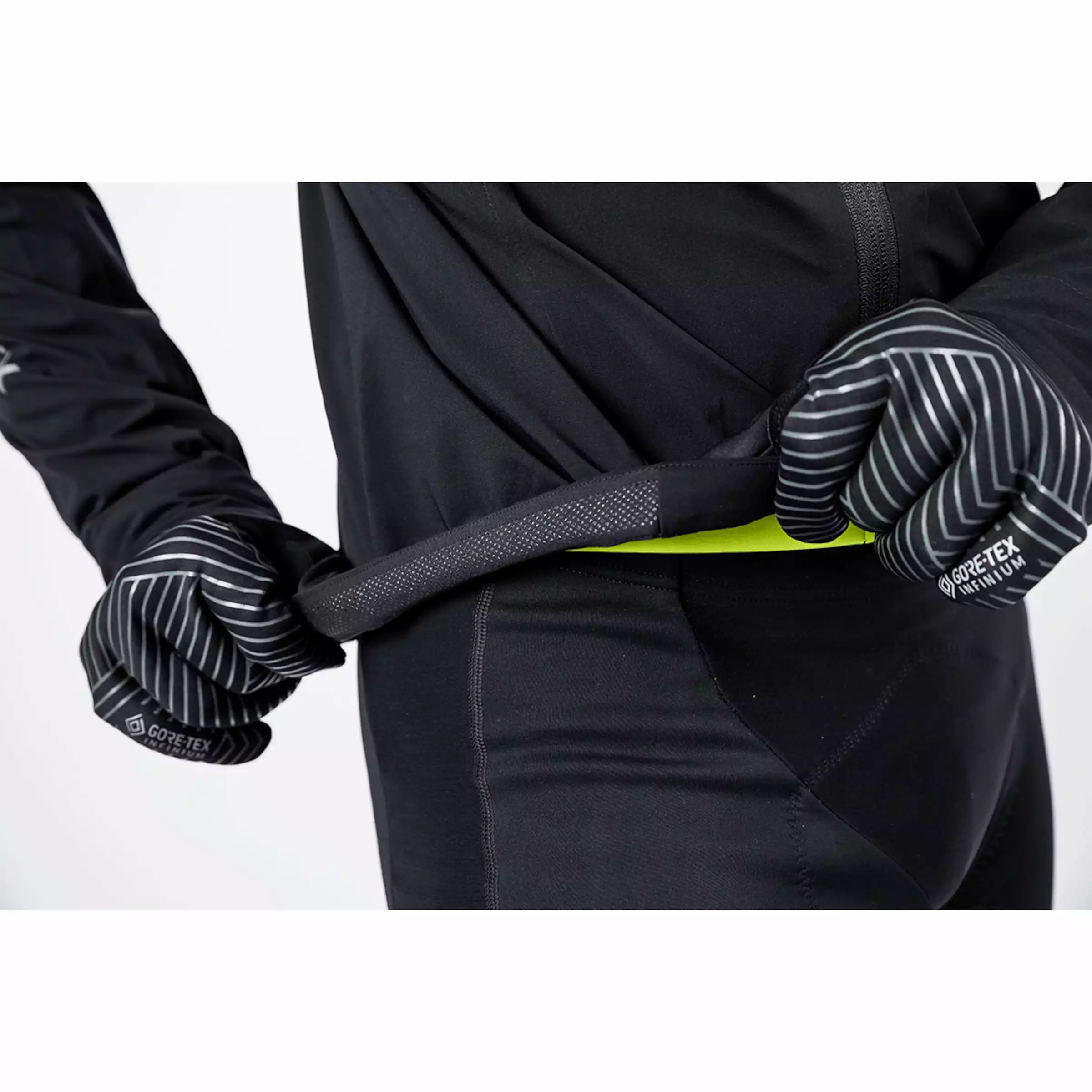 GOREWEAR C3 GORE-TEX INFINIUM STRETCH MID GLOVES 4 GOREWEAR C3 GORE-TEX INFINIUM STRETCH MID GLOVES - Image 4