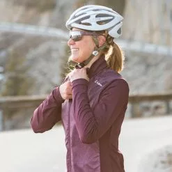 Loeffler Löffler W BIKE LIGHT HYBRIDJACKET Ladies Wind Jacket 10 Loeffler Löffler W BIKE LIGHT HYBRIDJACKET Ladies Wind Jacket -Cycling Glasses Myynti 2023 F70659D2B6FF9EED449E4BA79B56A88C